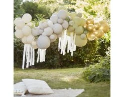 Ballonnenboog Pastel Met Slingers -Feestspullen Winkel ballonnenboog pastel met slingers 2