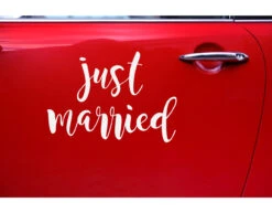 Bruiloft Autosticker Just Married 45cm -Feestspullen Winkel bruiloft autosticker just married 45cm 2