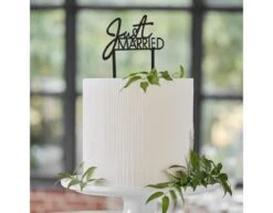 Bruiloft Taarttopper Just Married 12cm -Feestspullen Winkel bruiloft taarttopper just married 12cm 2