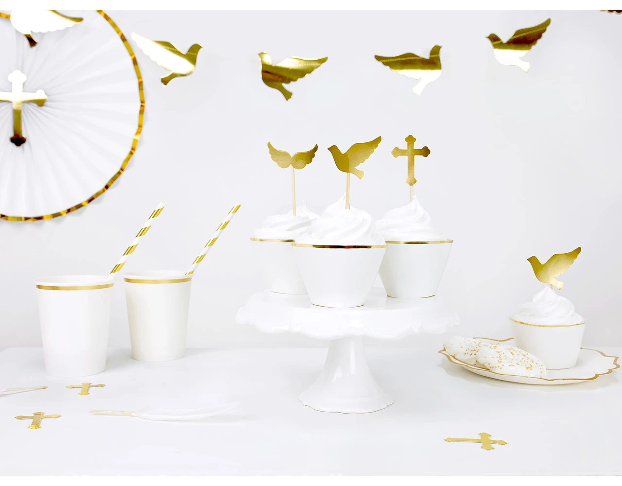 Cupcake Vormpjes Wit 7,6cm 6st 9 Cupcake Vormpjes Wit 7,6cm 6st - Afbeelding 9