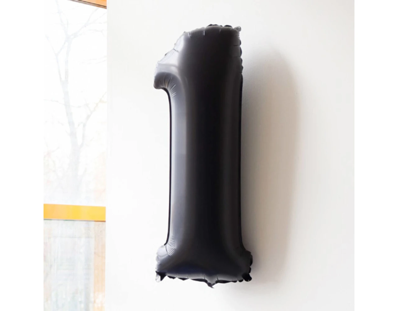 Folie Ballon Cijfer 1 Mat Zwart XL 86cm Leeg 4 Folie Ballon Cijfer 1 Mat Zwart XL 86cm Leeg - Afbeelding 4