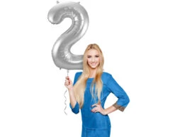 Folie Ballon Cijfer 2 Zilver Metallic XL 86cm Leeg -Feestspullen Winkel folie ballon cijfer 2 zilver metallic xl 86cm leeg 2