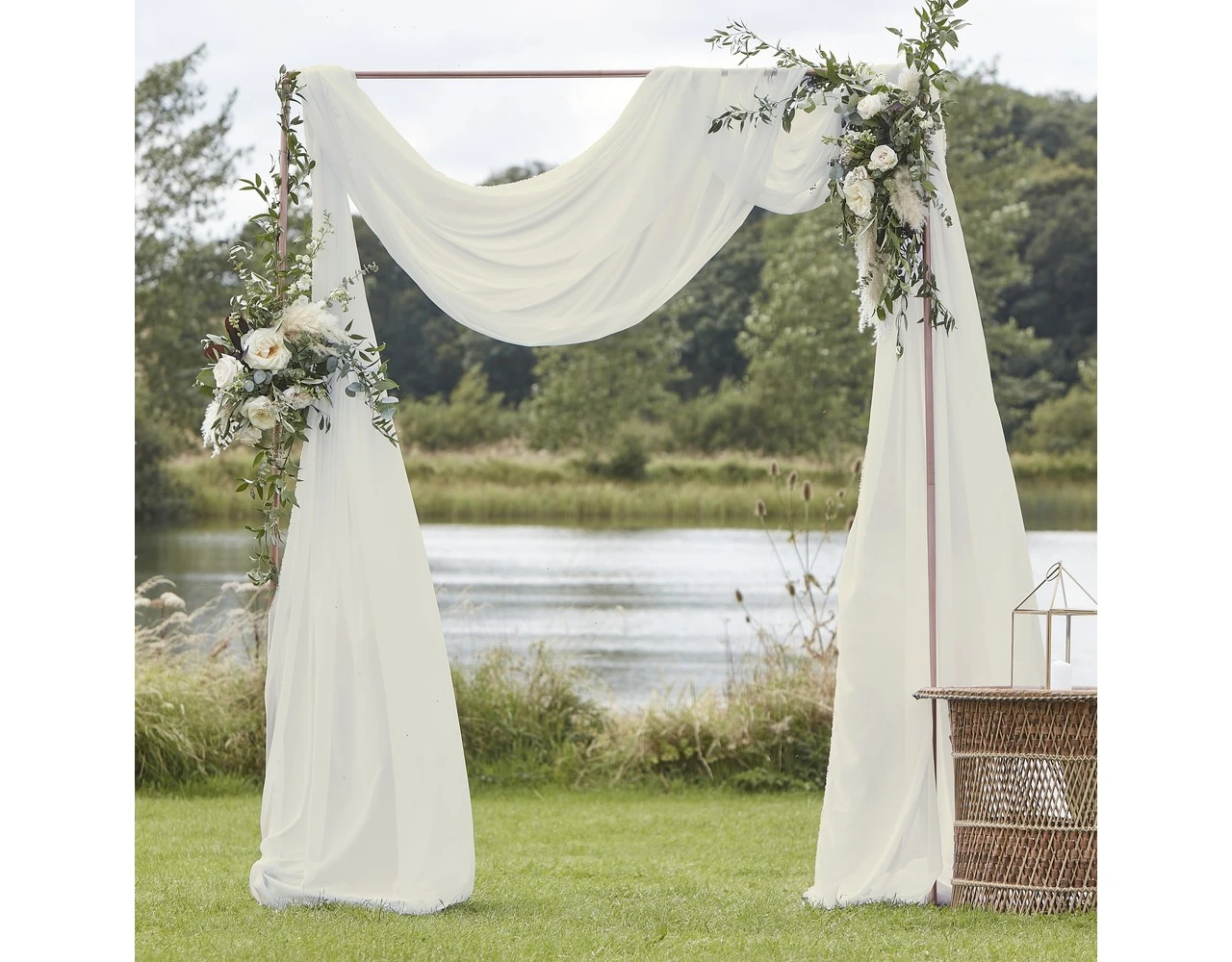 Ivoorkleurige Tafelloper 2m 2 Ivoorkleurige Tafelloper 2m - Afbeelding 2