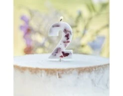 Kaars 2 Jaar Rozenblaadjes 9cm -Feestspullen Winkel kaars 2 jaar rozenblaadjes 9cm 2