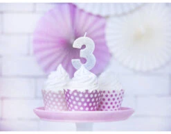 Kaars 3 Jaar Zilver 7cm -Feestspullen Winkel kaars 3 jaar zilver 7cm 2