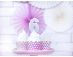 Kaars 6 Jaar Zilver 7cm -Feestspullen Winkel kaars 6 jaar zilver 7cm 2