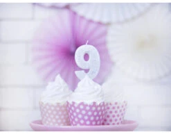 Kaars 9 Jaar Zilver 7cm -Feestspullen Winkel kaars 9 jaar zilver 7cm 2