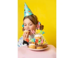 Kaarsen Happy Birthday Gekleurd 2,5cm 13st -Feestspullen Winkel kaarsen happy birthday gekleurd 25cm 13st 4