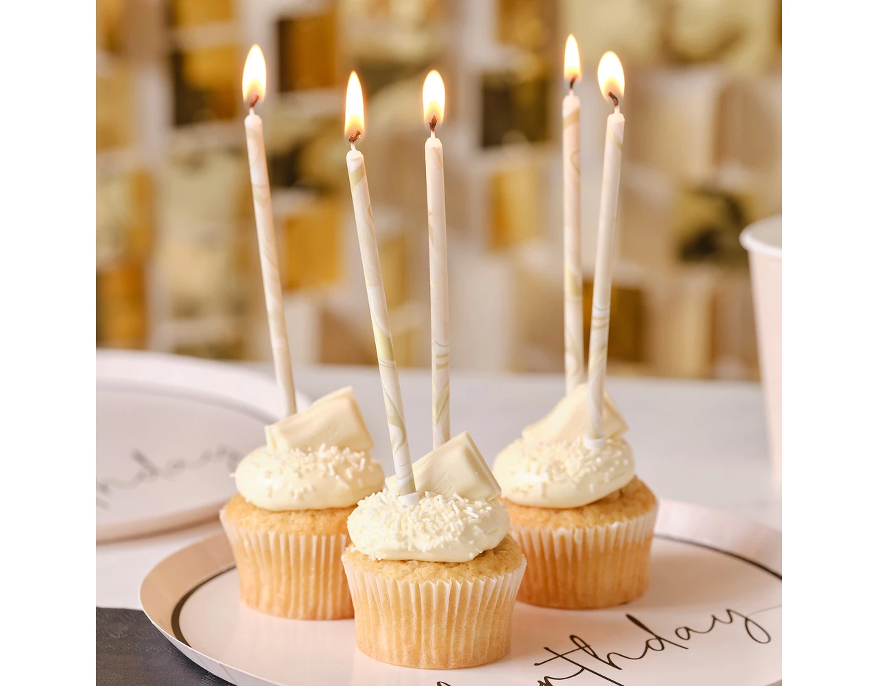 Kaarsen Marmer 18cm 12st 2 Kaarsen Marmer 18cm 12st - Afbeelding 2