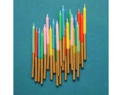 Kaarsjes Retro Gekleurd 10cm -Feestspullen Winkel kaarsjes retro gekleurd 10cm 3