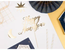 Taarttopper Happy New Year Goud 24cm 11 Taarttopper Happy New Year Goud 24cm -Feestspullen Winkel taarttopper happy new year goud 24cm 3