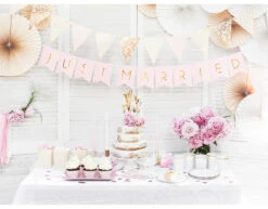 Taarttopper Mr & Mrs Goud 25,5cm -Feestspullen Winkel taarttopper mr mrs goud 255cm 3