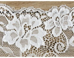 Tafelloper Kant 18cm 9m -Feestspullen Winkel tafelloper kant 18cm 9m 2