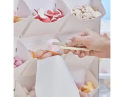 Treat Stand Sweet Treats Pix N Mix Stand With Treat Bags -Feestspullen Winkel treat stand sweet treats pix n mix stand with trea 2