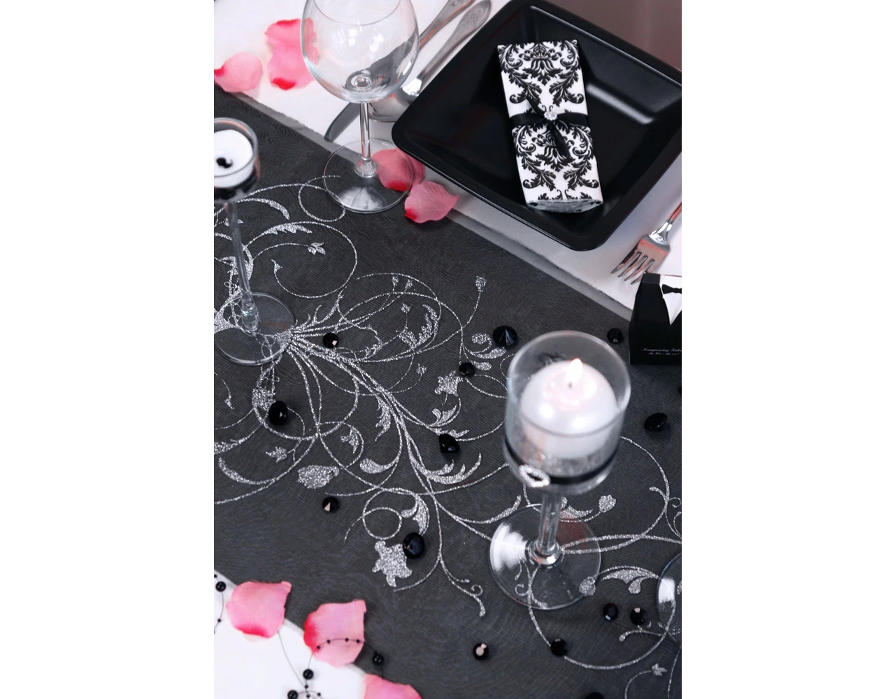 Zwarte Organza Stof Zilveren Bloemen 36cm 9m 7 Zwarte Organza Stof Zilveren Bloemen 36cm 9m - Afbeelding 7