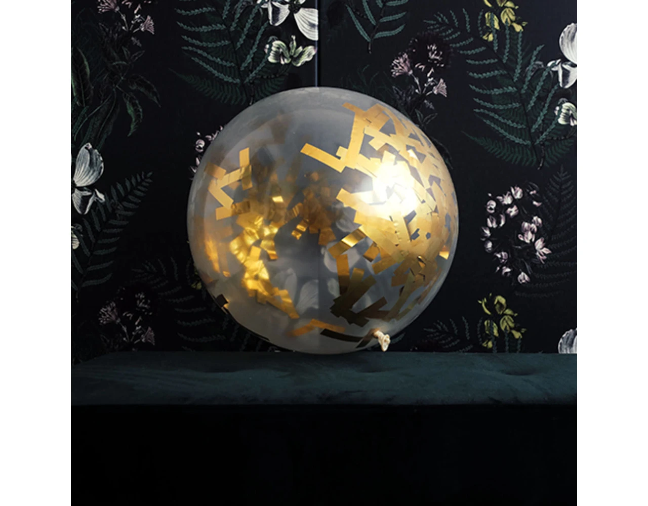 Gouden Confetti Ballon 61cm 4 Gouden Confetti Ballon 61cm - Afbeelding 4